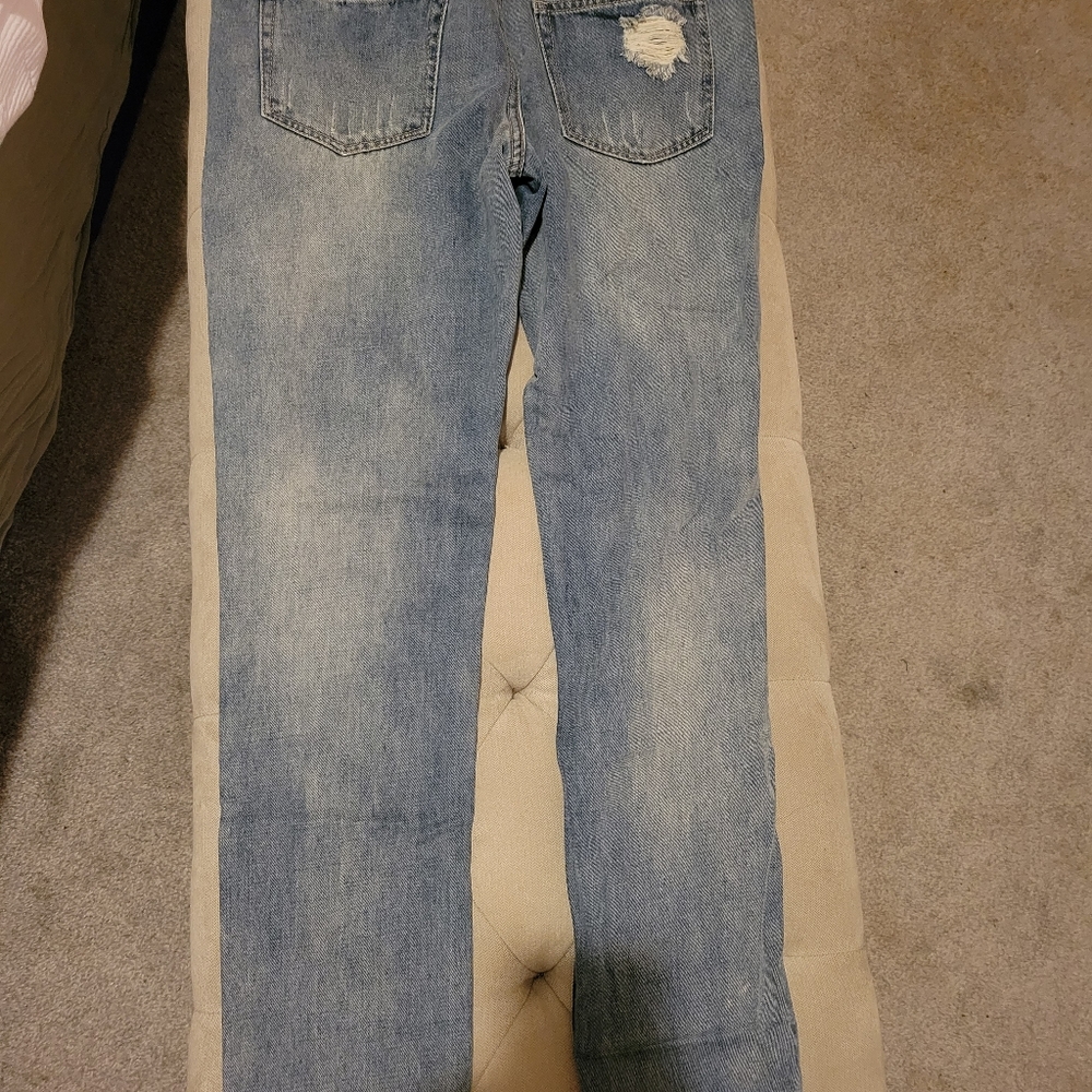 Jeans - Picture 3 of 4